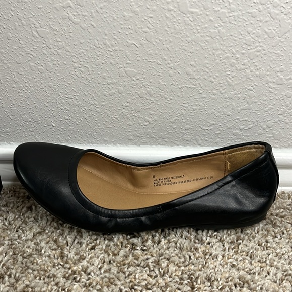 Black ballet flats size 8 - Picture 3 of 7